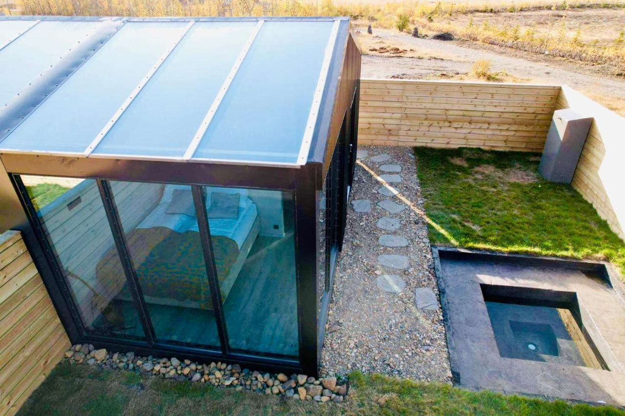 Night & Day - Glass Roof With Hot Tub Feriehus